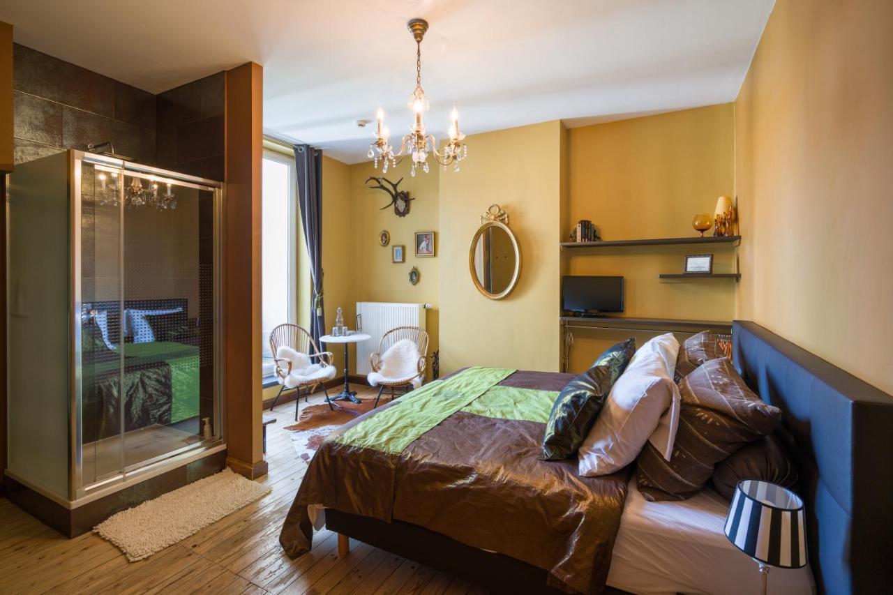 أوستيند B&B Azee المظهر الخارجي الصورة
