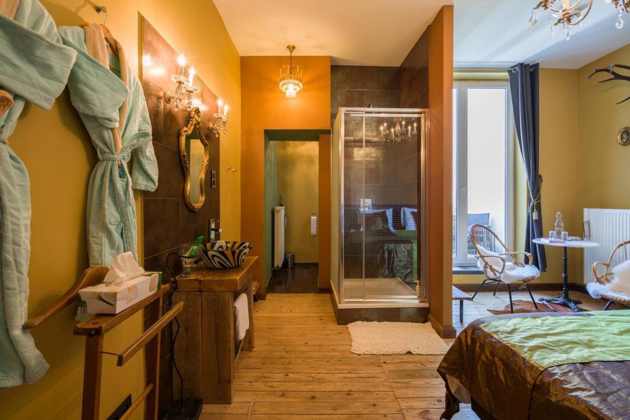 أوستيند B&B Azee المظهر الخارجي الصورة